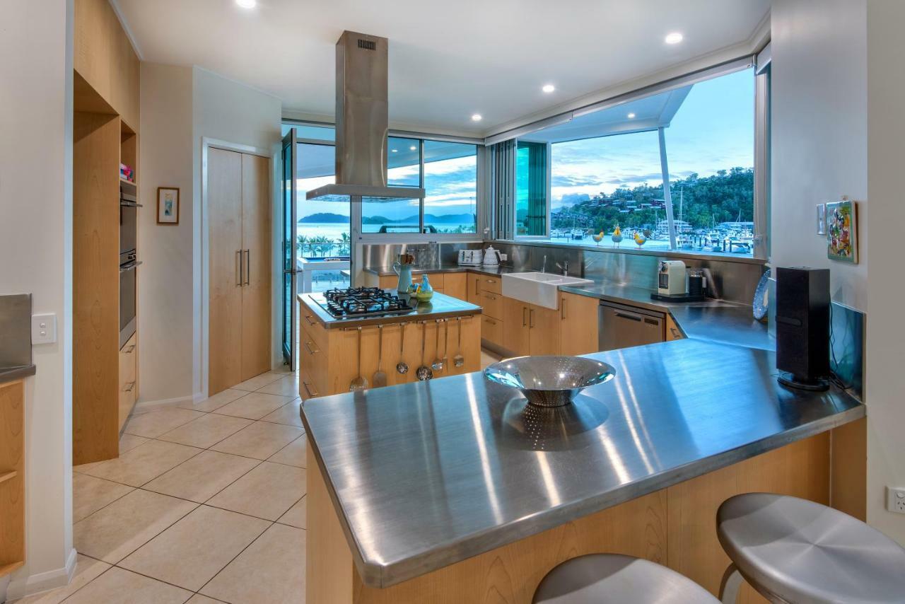 Pavillions Penthouse 25 - Luxury Waterfront Apartment With Private Roof Top Pool And Buggy Hamilton Island Exterior foto