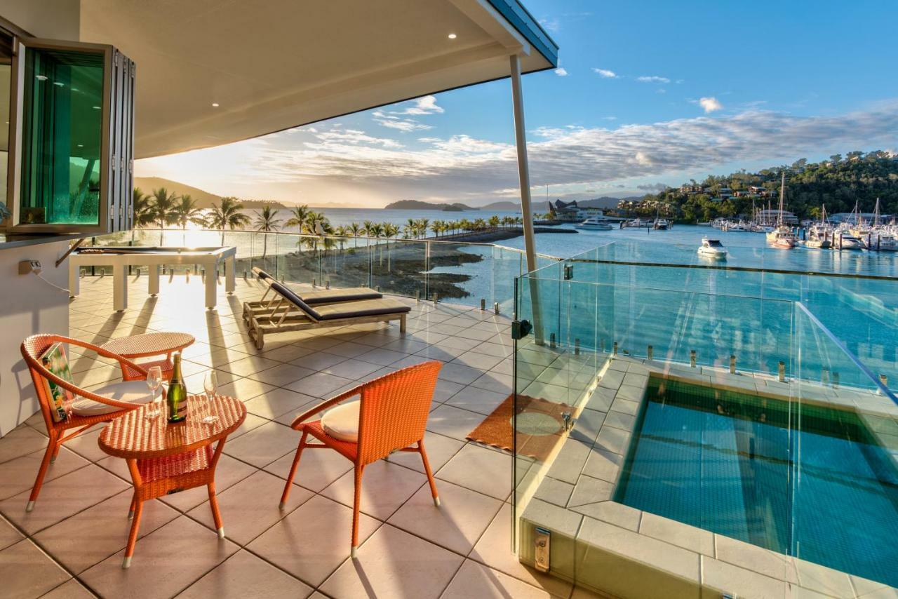 Pavillions Penthouse 25 - Luxury Waterfront Apartment With Private Roof Top Pool And Buggy Hamilton Island Exterior foto