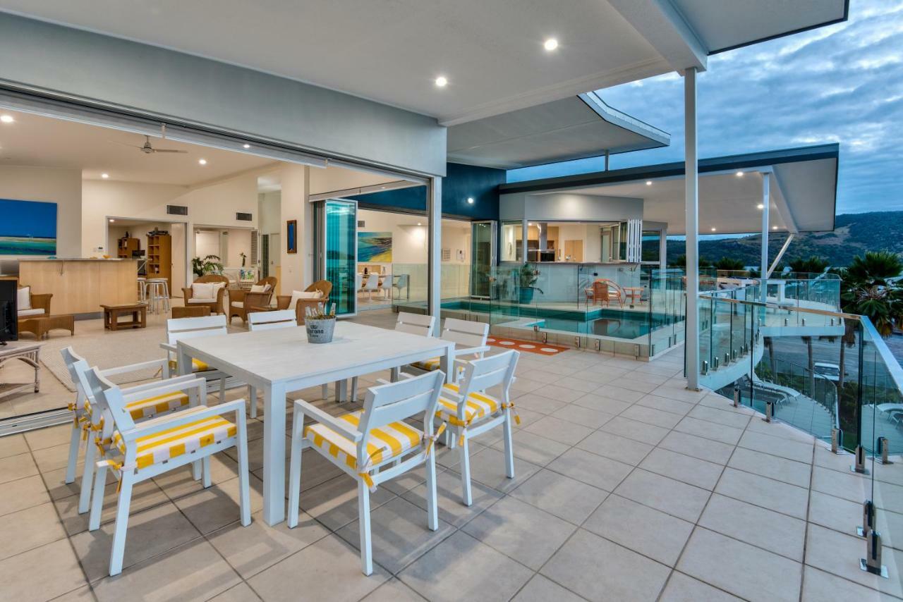Pavillions Penthouse 25 - Luxury Waterfront Apartment With Private Roof Top Pool And Buggy Hamilton Island Exterior foto