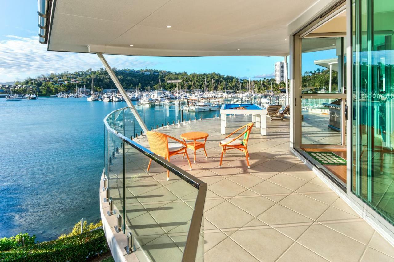 Pavillions Penthouse 25 - Luxury Waterfront Apartment With Private Roof Top Pool And Buggy Hamilton Island Exterior foto