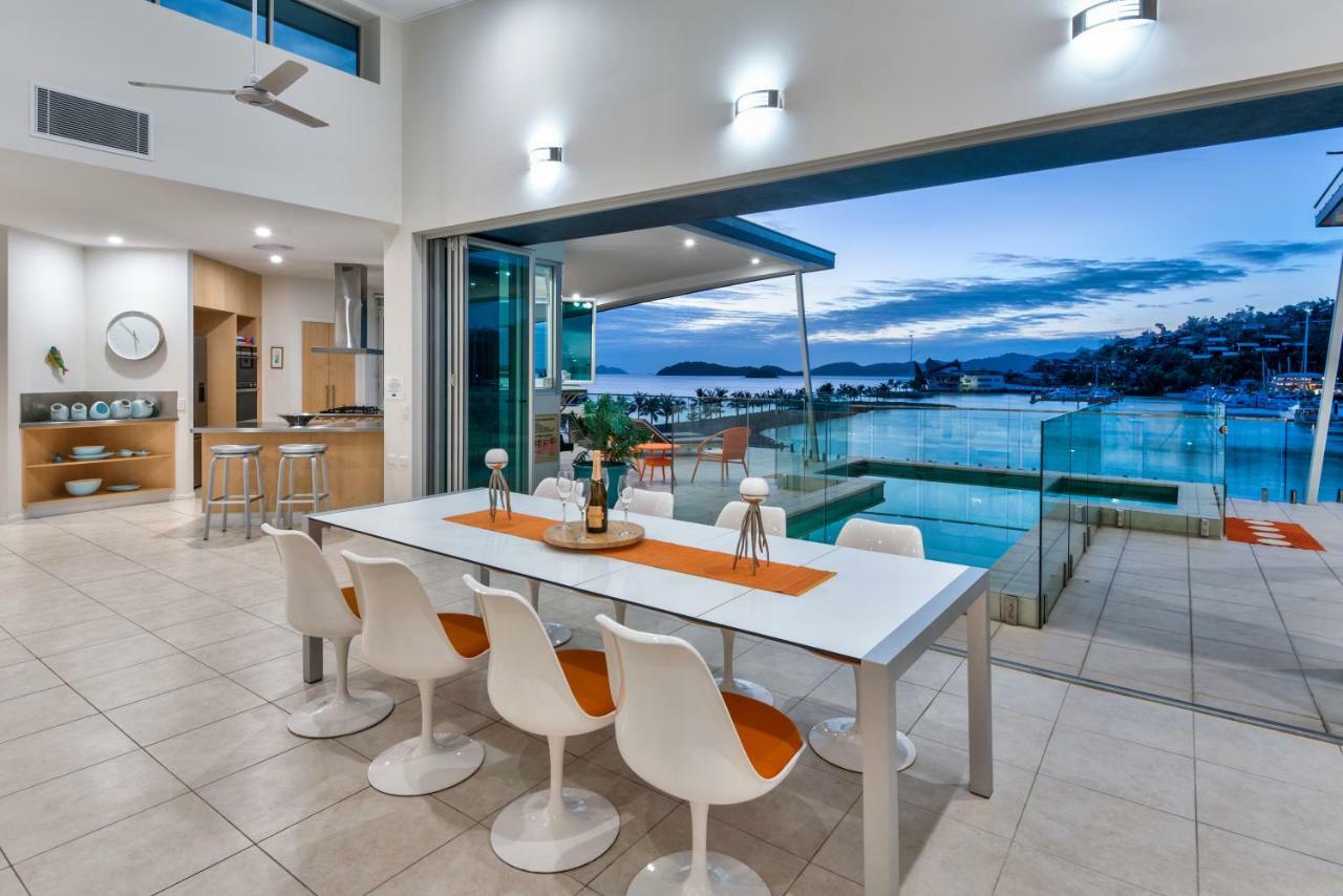Pavillions Penthouse 25 - Luxury Waterfront Apartment With Private Roof Top Pool And Buggy Hamilton Island Exterior foto